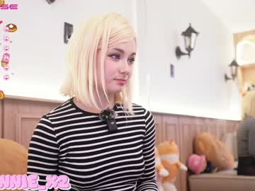 webcam girl sunny_sonnie live cam image #11070035
