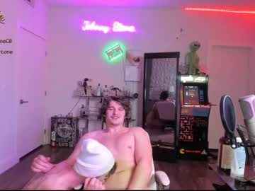 webcam man thejohnnystone live cam image #5048356