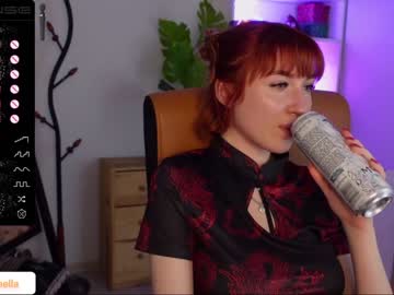 webcam girl agelina_summer live cam image #4979598