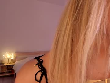 webcam girl love_melody live cam image #13008660