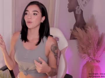 webcam girl scarlett__baker live cam image #9051973