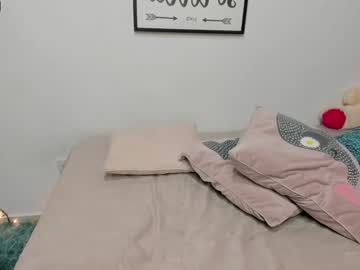 webcam girl abigail_w live cam image #1684265