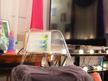 webcam girl emmasky69 live cam image #12040184