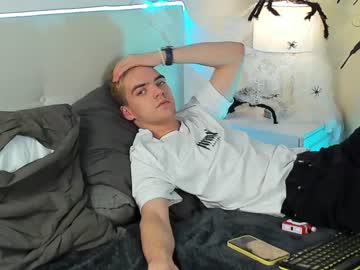 webcam man lilteddyboy live cam image #7501251
