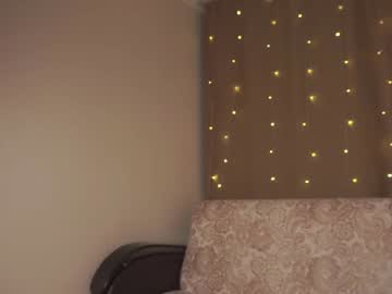 webcam girl helenmoors live cam image #5396342