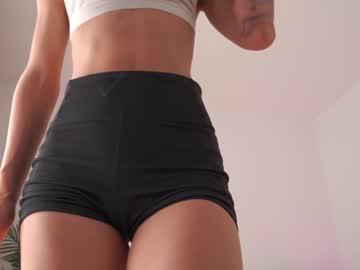 webcam girl emma_land live cam image #9761789