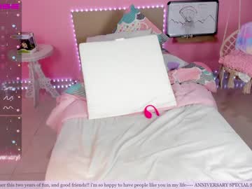 webcam girl little_effy18 live cam image #3220628