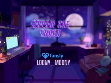 webcam girl loony_moony live cam image #5651627
