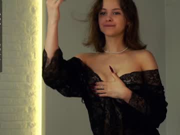 webcam girl a_whole_eternity live cam image #9226586