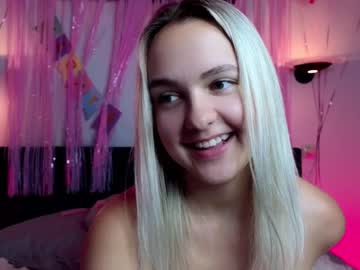 webcam girl beverly_hillls live cam image #9484659
