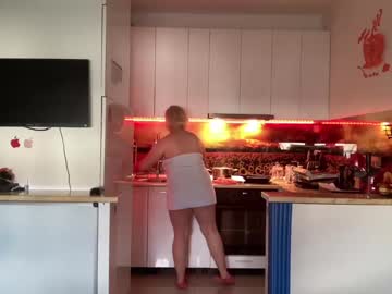 webcam girl kiradivine live cam image #6929483