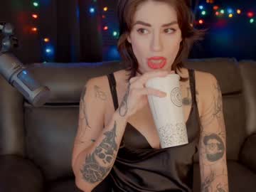 webcam girl aynmarie live cam image #4206692