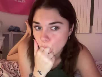 webcam girl queencassidyy live cam image #7309848