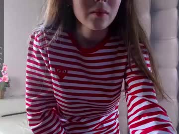 webcam girl petragrine live cam image #12686401