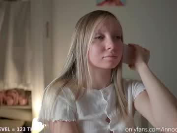 webcam girl pureangeldolores live cam image #7631112