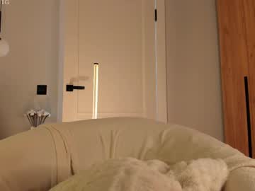webcam girl tollysage live cam image #12498670