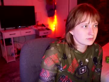 webcam girl laylas_universe live cam image #10691523