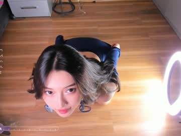 webcam girl minnie_jin live cam image #12417998