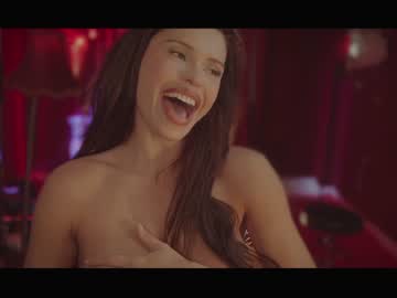 webcam girl rougeoud live cam image #8161275