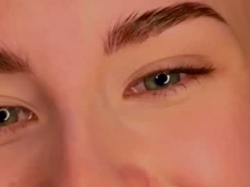 webcam girl uwunikaa live cam image #7622456