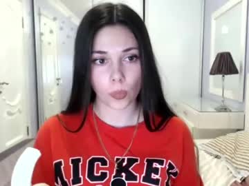 webcam girl victoriaas live cam image #1730192