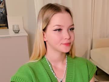 webcam girl kimlewi live cam image #7212445