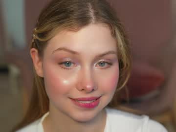 webcam girl april_blush live cam image #9120910