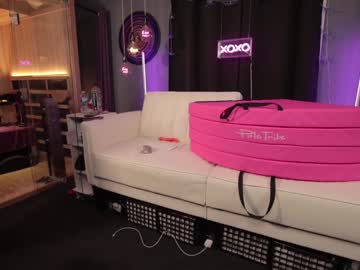 webcam couple scarlettxoxotarzan live cam image #7423276