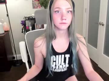 webcam girl eve003300 live cam image #10361825