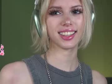 webcam girl audreycarvin live cam image #12966680