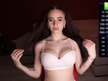 webcam girl fallen_angel_18 live cam image #1628005