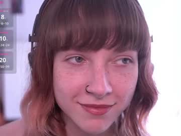 webcam girl just_busking live cam image #12761705