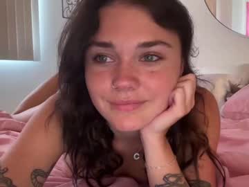 webcam girl queencassidyy live cam image #10033604