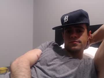 webcam man michmark23 live cam image #633576