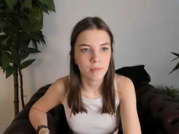 webcam girl jacquelinechurch live cam image #4943792