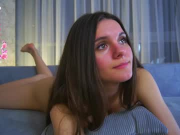 webcam girl lorettadunnell live cam image #12514760