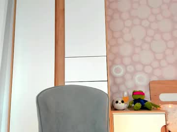 webcam girl lorettadunnell live cam image #11903867
