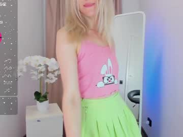 webcam girl betty_lovee live cam image #9974441