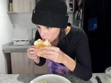 webcam girl yourfreakygirl live cam image #2693813