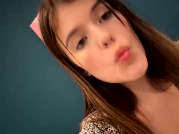 webcam girl rebeccastonee live cam image #8543342