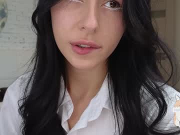 webcam girl yononeey live cam image #10146151