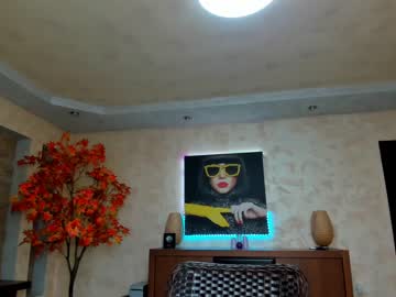 webcam girl raquelle_star live cam image #7464613