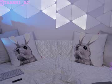 webcam girl taanni_bc live cam image #6267396