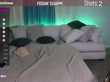 webcam girl milavalentinax live cam image #3700415