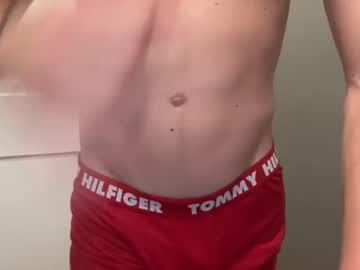 webcam man 18studx live cam image #7230810
