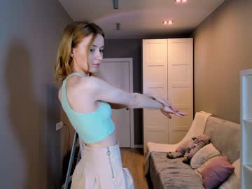 webcam girl silver_gin live cam image #9155794