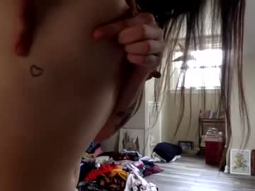 webcam girl littlebunnypaws live cam image #7143468