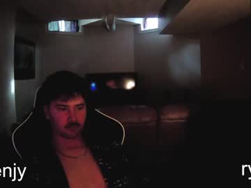 webcam man benjychokesu live cam image #3206772