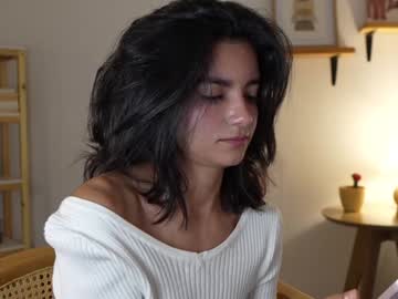 webcam girl urcutelinda live cam image #10060868