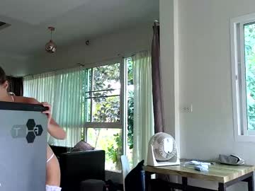 webcam girl tootightwithbra live cam image #11620372